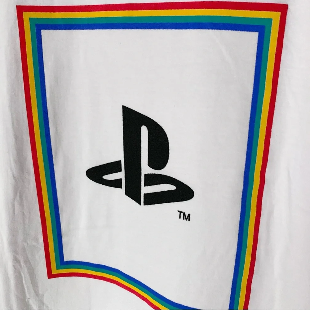NWOT PlayStation graphic tee
